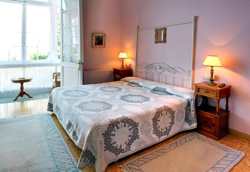 Villa La Argentina Luarca Zimmer foto
